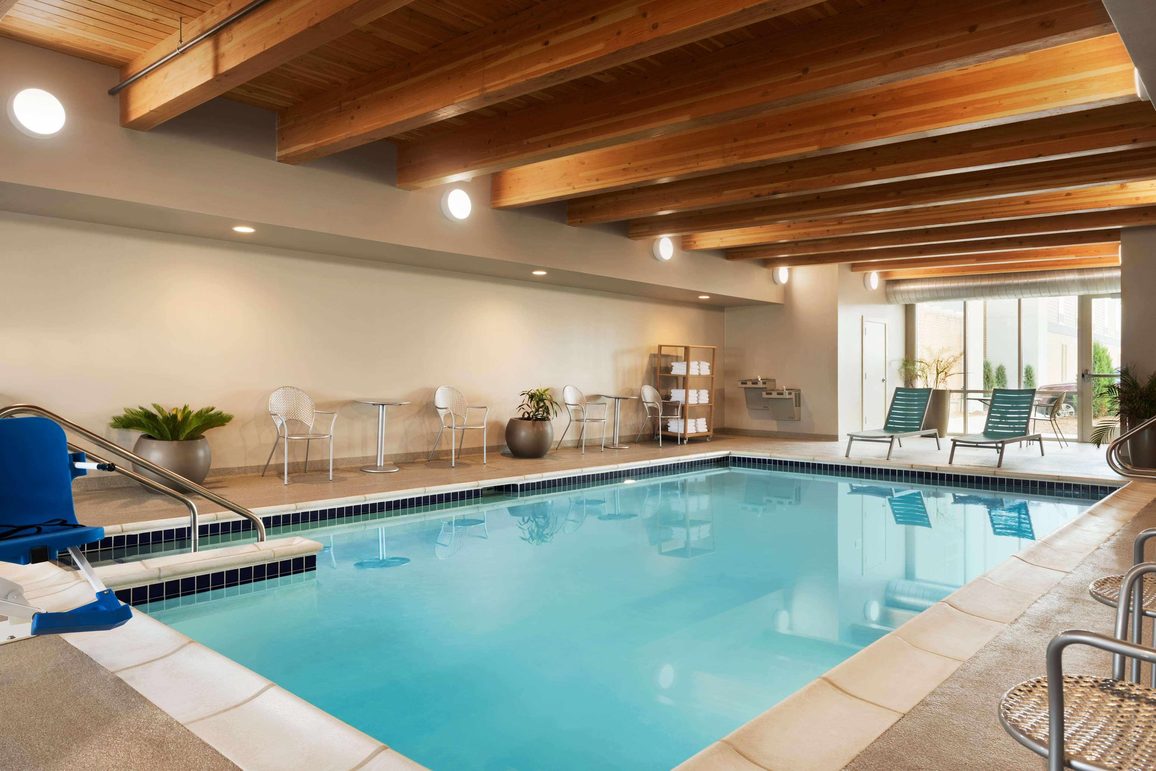Home2 Suites By Hilton Milwaukee Brookfield Waukesha Extérieur photo