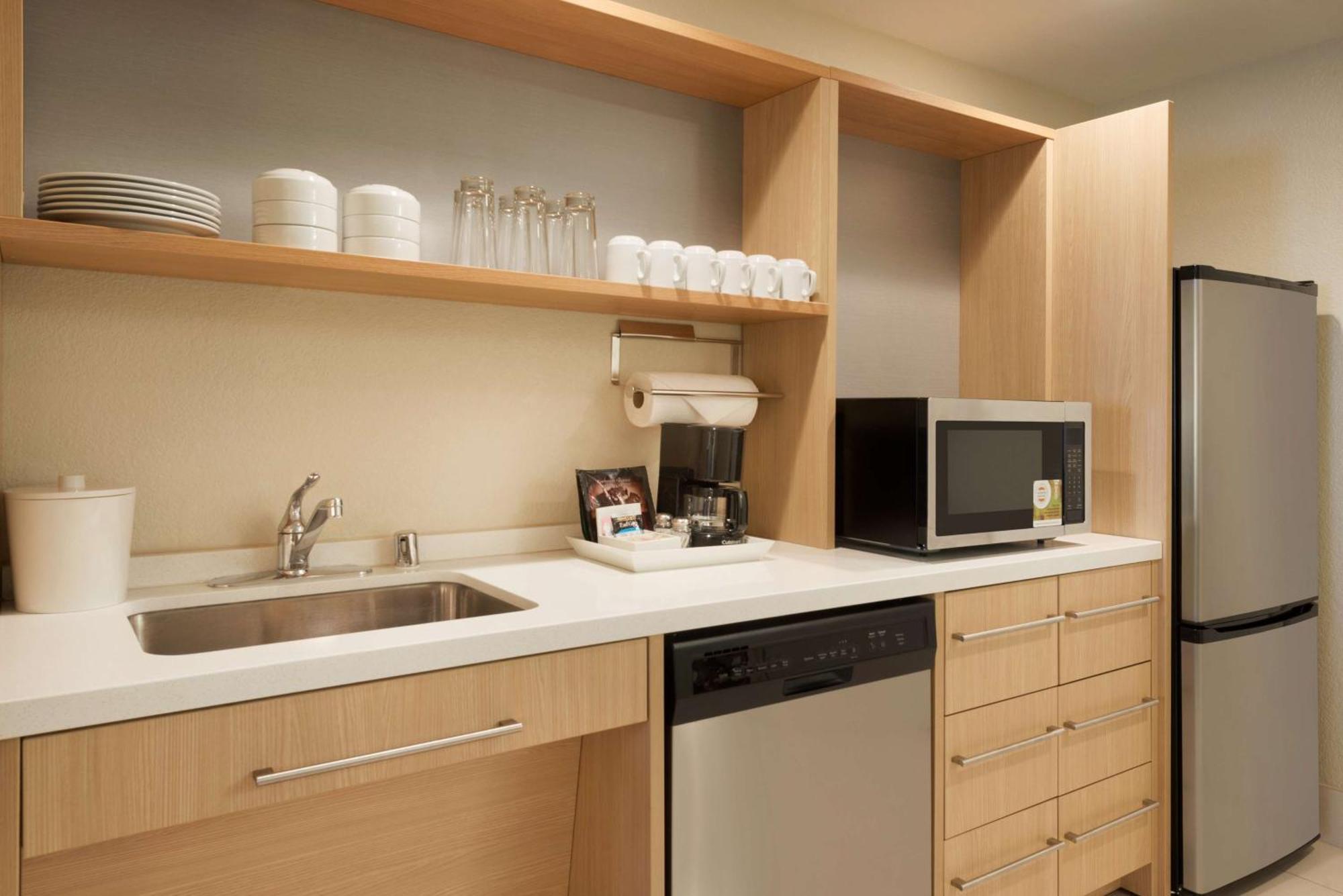 Home2 Suites By Hilton Milwaukee Brookfield Waukesha Extérieur photo